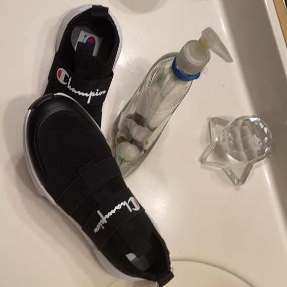 CHAMPION SNEAKERS NEW‼️💯🖤 - Picture 6 of 12